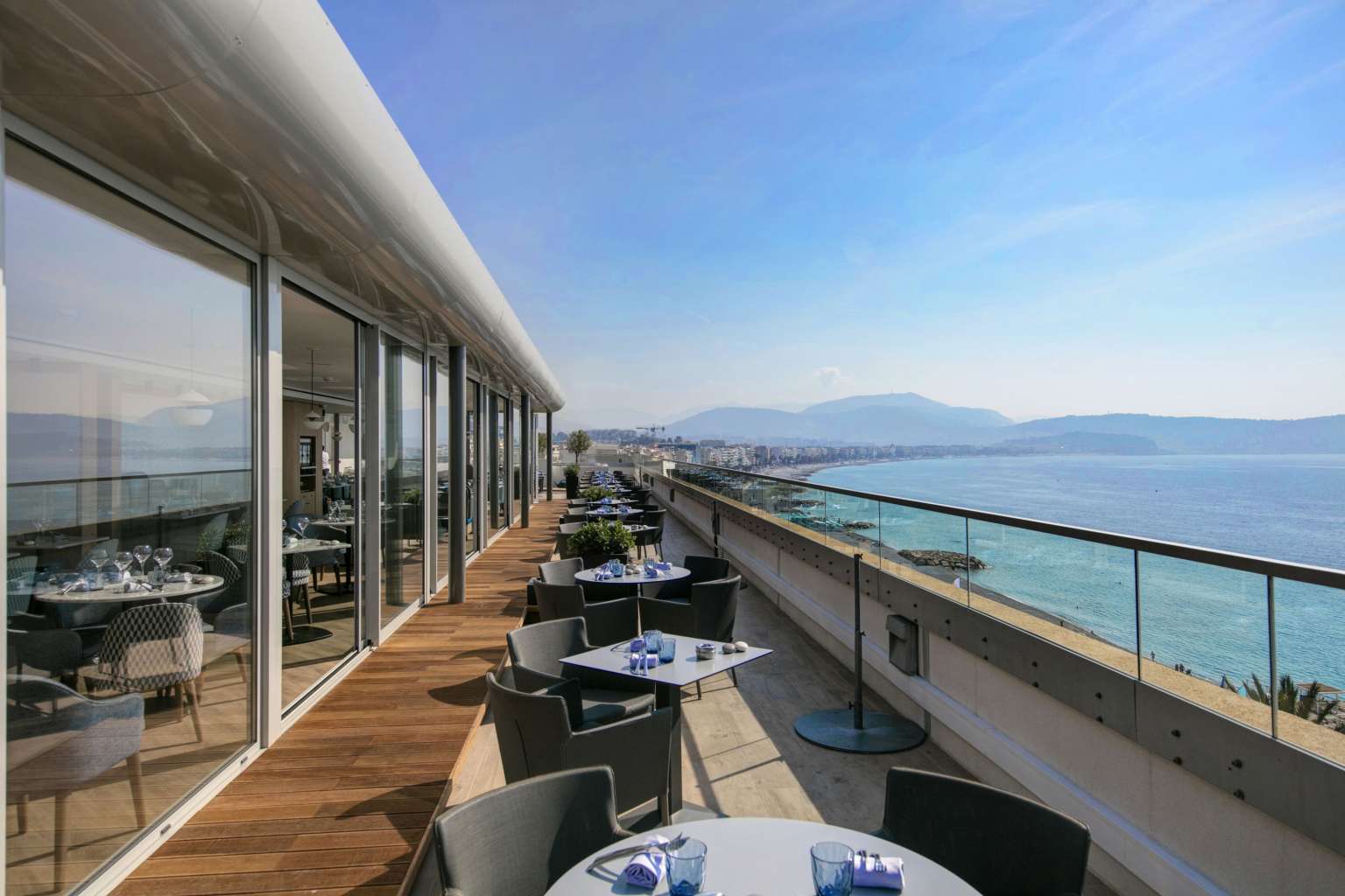 Restaurant Terrasse Panoramique Nice · Calade Rooftop Restaurant